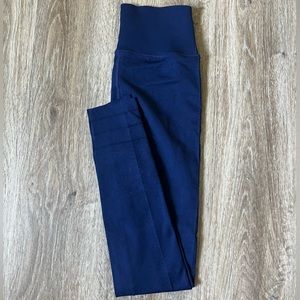 Navy blue Fabletics leggings